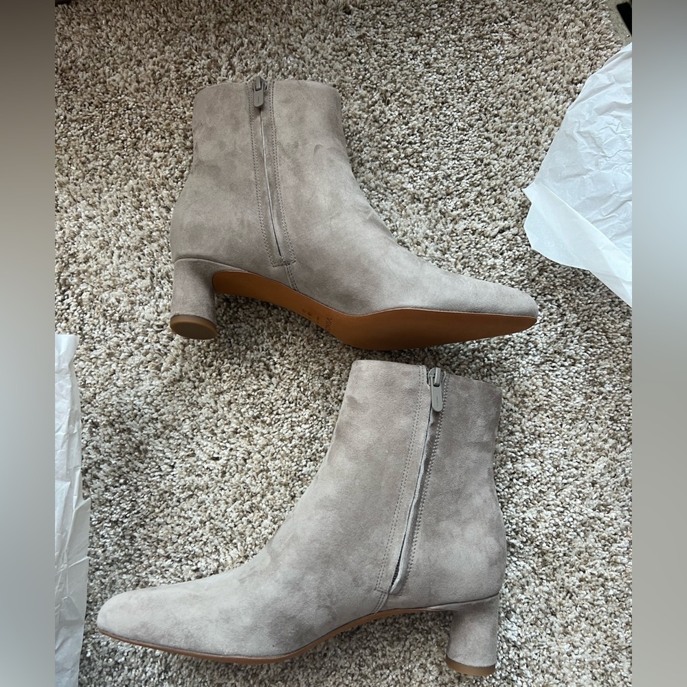 Vince Gray Ankle Boots - Picture 8 of 9